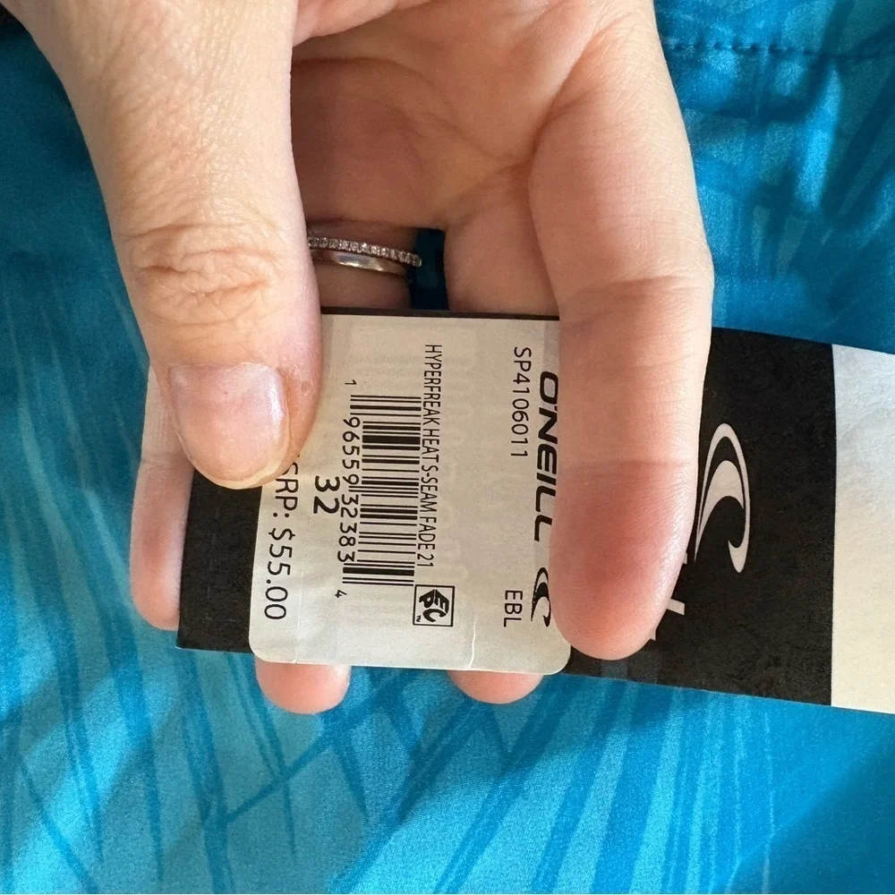 Bundle: 6 Men’s Swim Trunks. O’Neil & Hurley, assorted sizes 30-32’s. NWT!